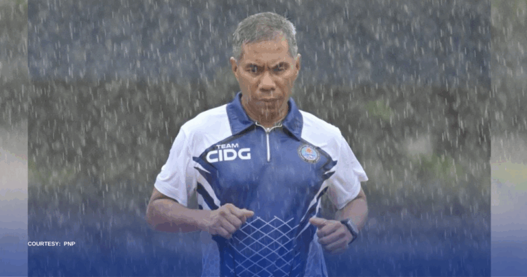 Gen. Torre, hindi alintana ang ulan sa ensayo para sa charity boxing