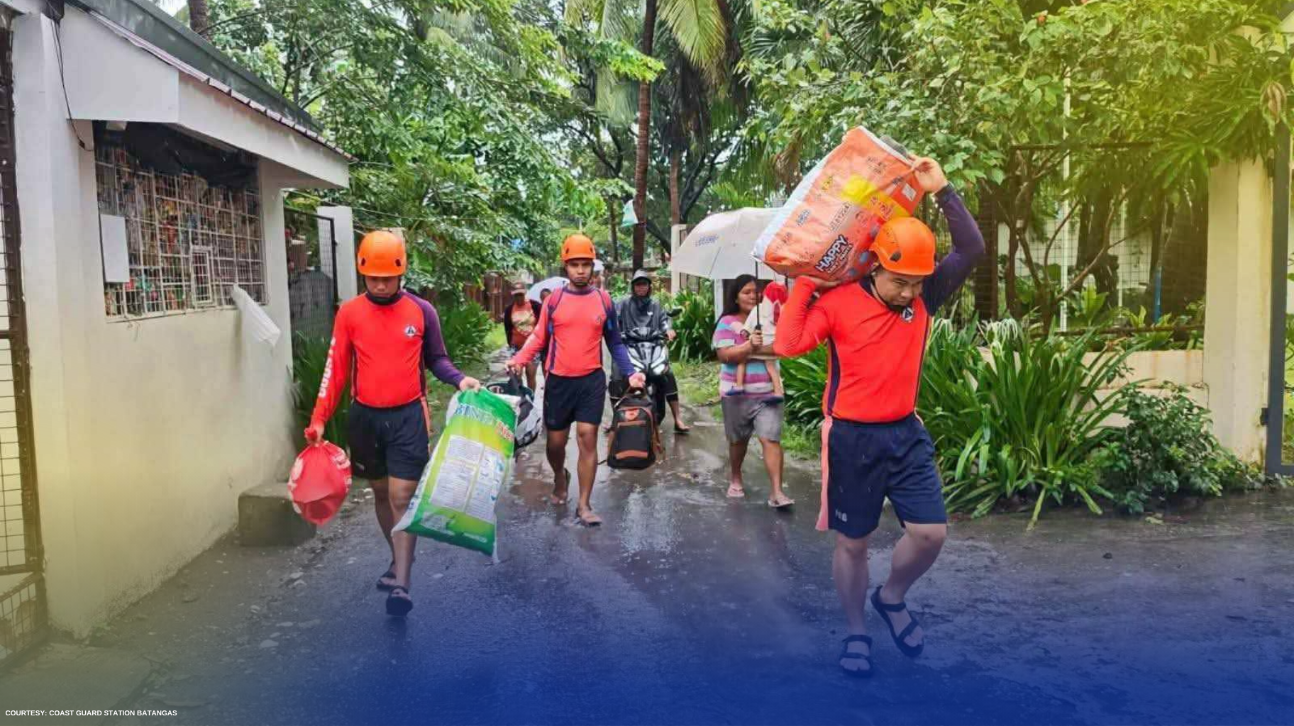 PHILIPPINE COAST GUARD, TUMULONG SA PAGLIKAS NG 104 RESIDENTE SA BAYAN NG LIAN AT NAGSAGAWA NG CLEARING OPERATIONS  SA BAYAN NG SAN LUIS AT TINGLOY, BATANGAS